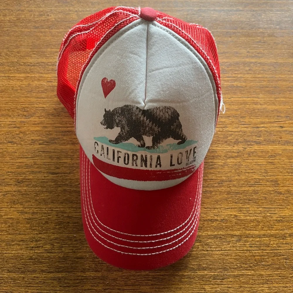 Billabong “California Love” Snap Back Trucker Hat - Women’s - Picture 1 of 5
